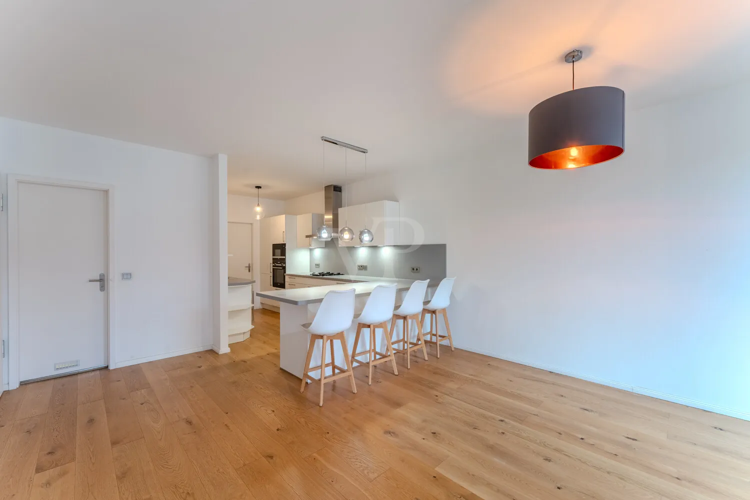 Wohnbereich / offene Küche