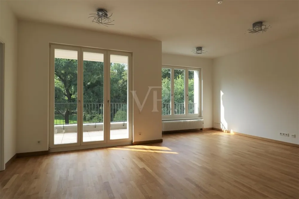 Luxuriöse 3 - Zimmer Wohnung am Volkspark Friedrichshain - Photo 1