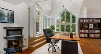 von_poll_real_estate_property_24471165_image_2