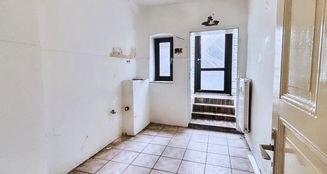 von_poll_real_estate_property_25471033_image_6