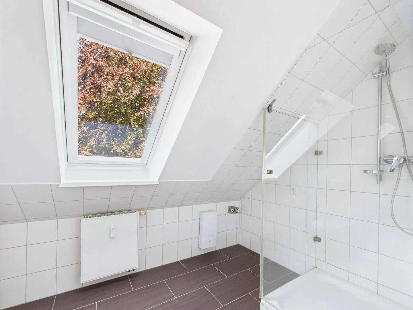 .Duschbad Dachgeschoss
