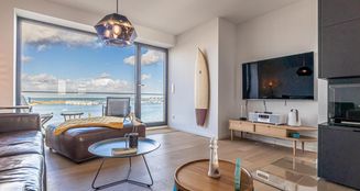 von_poll_real_estate_property_25471024.10_image_0