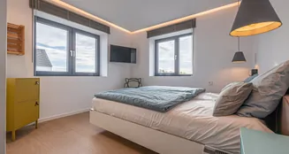 von_poll_real_estate_property_25471024.10_image_9