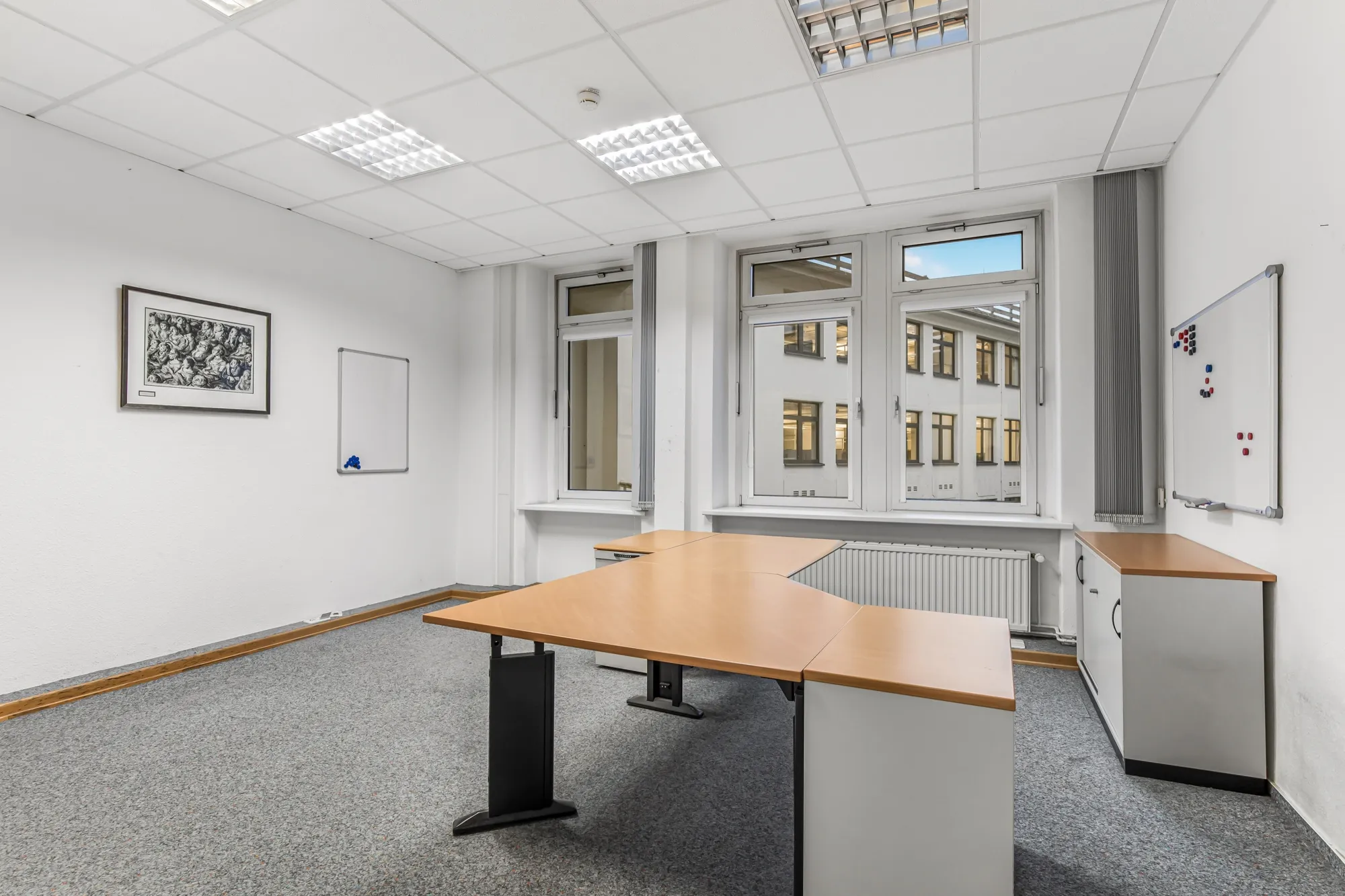 .Büro