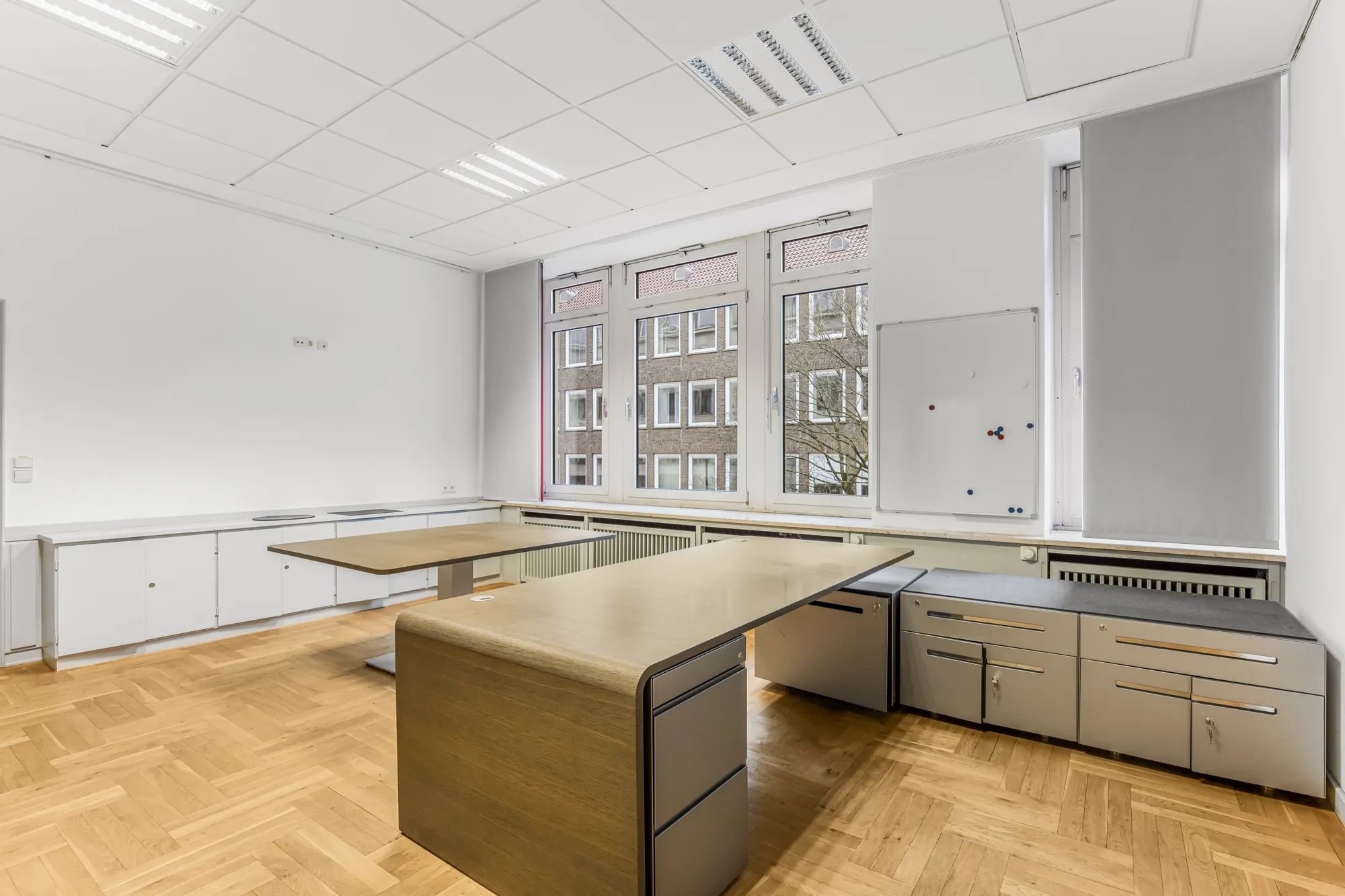 .Büro