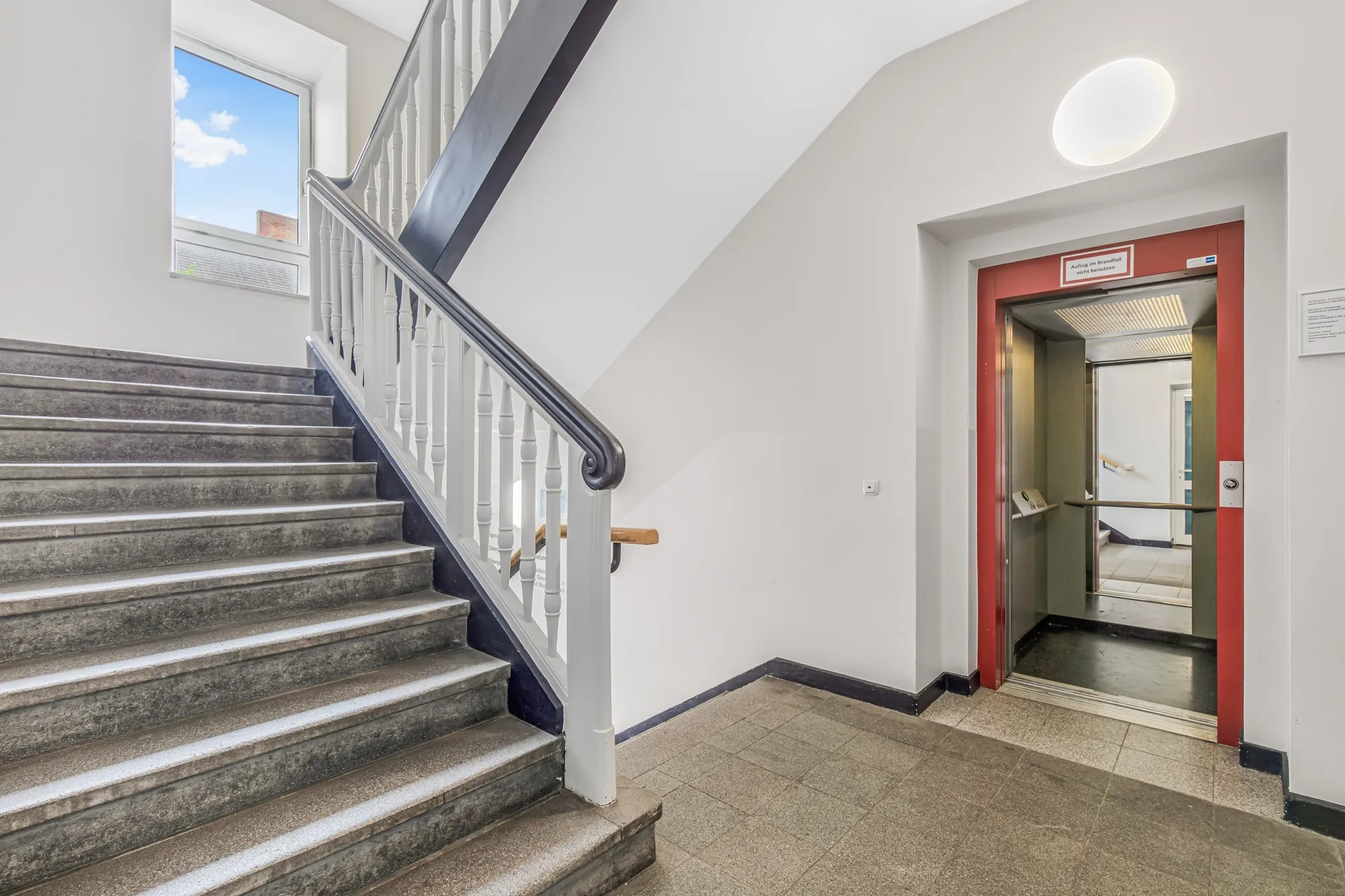 .Treppenhaus Erdgeschoss