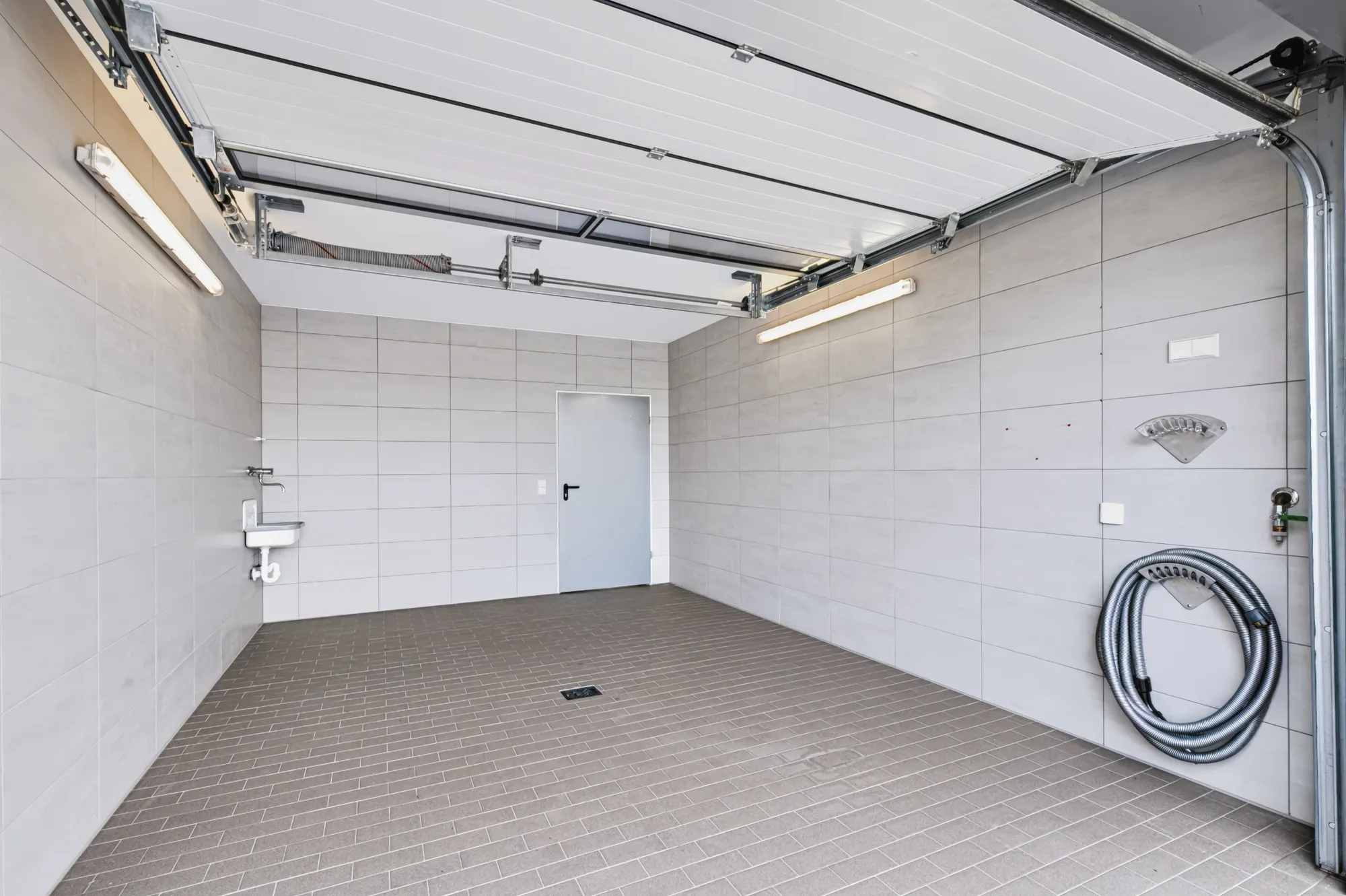 .Garage Erdgeschoss