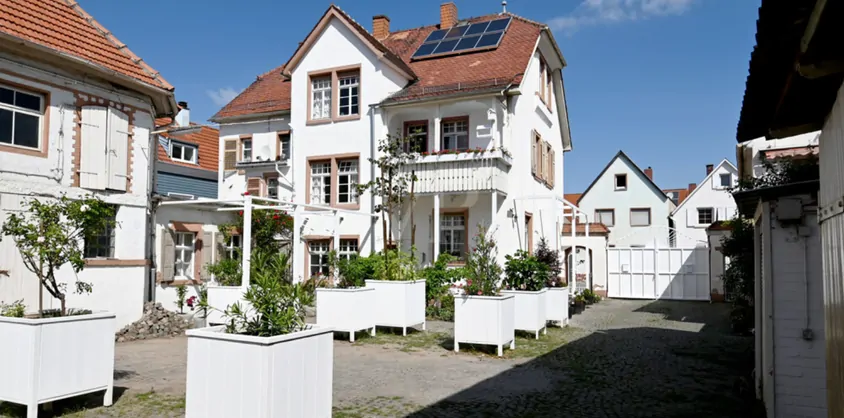 von Poll Immobilien GmbH