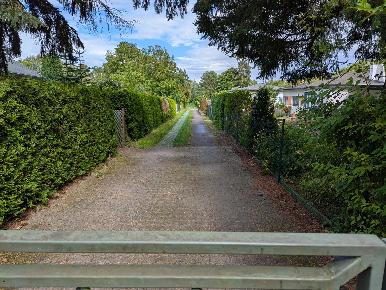 Zufahrt zum Grundstück