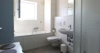 von_poll_real_estate_property_25118042_image_4