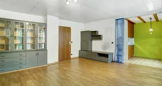 von_poll_real_estate_property_25118043_image_1