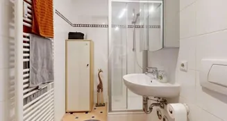 von_poll_real_estate_property_25118045_image_10