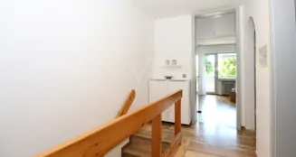 von_poll_real_estate_property_25118061_image_6