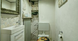 von_poll_real_estate_property_25118047_image_22