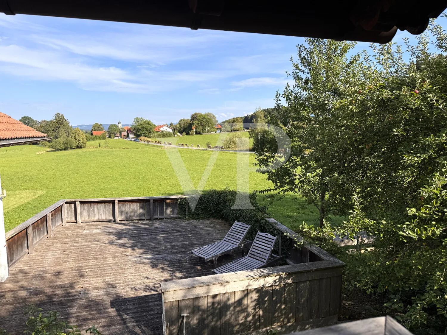 Blick Richtung Osten, Terrasse im EG