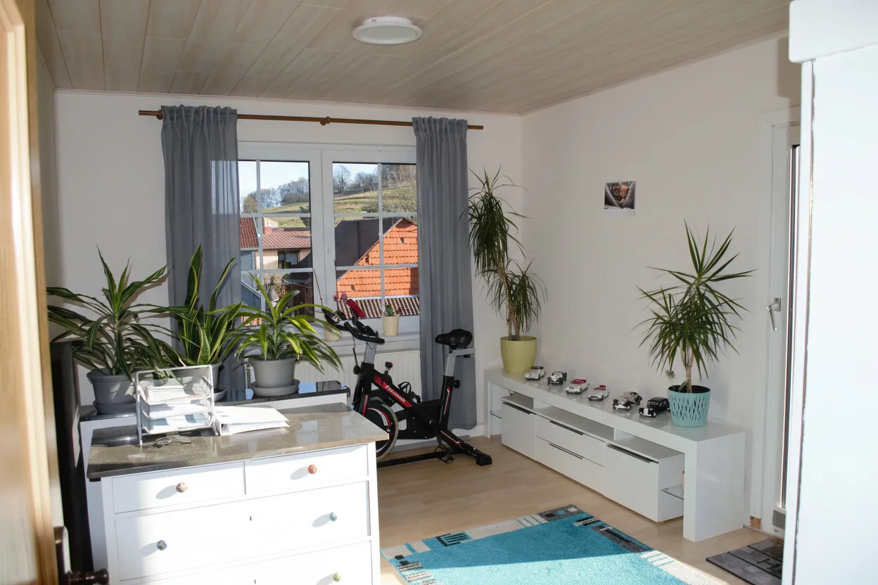 Arbeitszimmer Aufgang Wendeltreppe 1.OG
