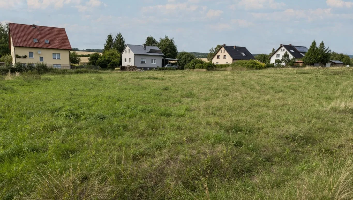 Weiterleitläufiges Grundstück Baureifes Land