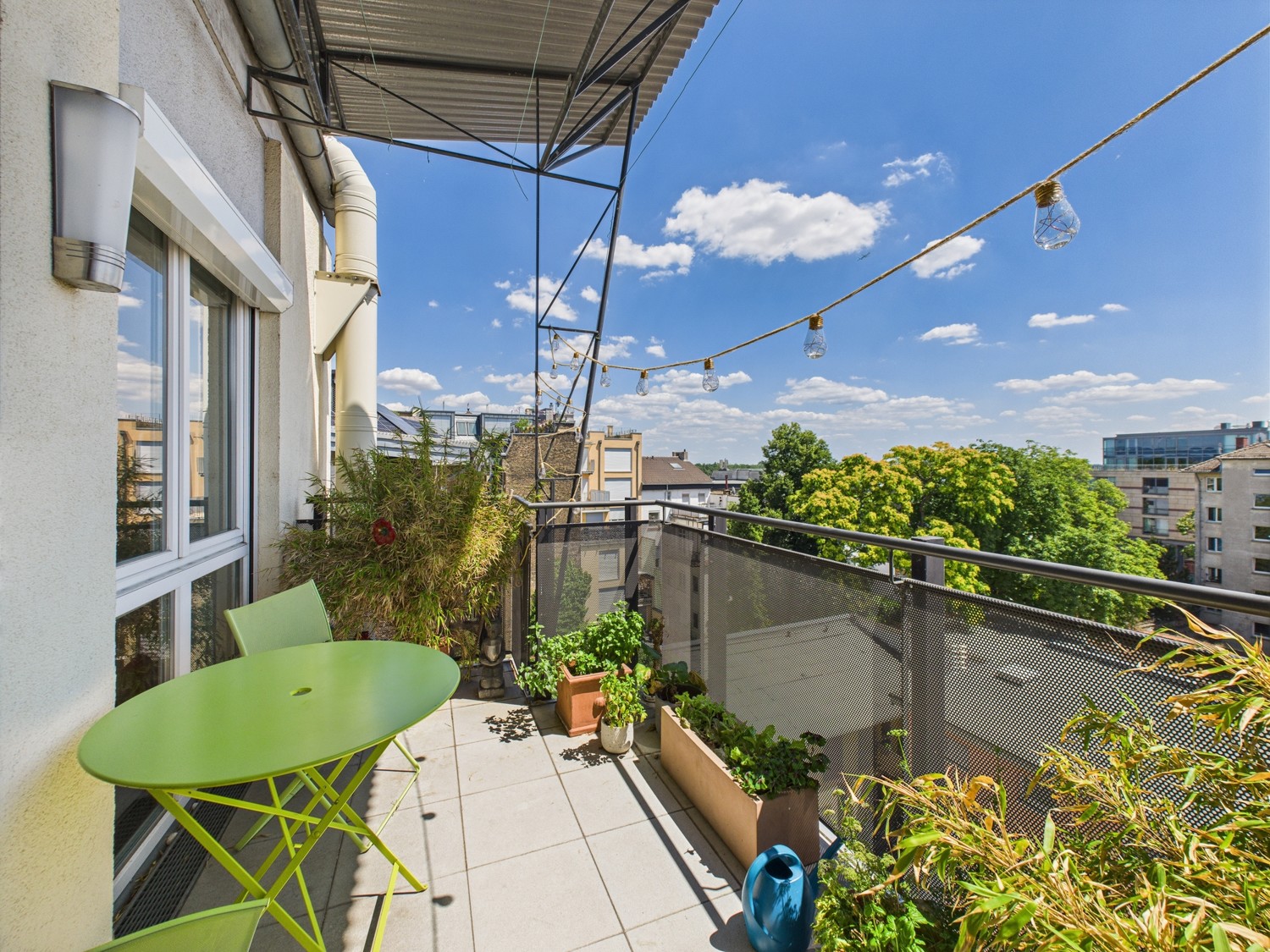 sonniger Balkon