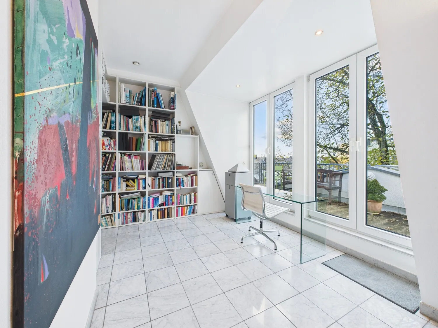 Dreamlike maisonette with Rhine views, roof terraces and a unique living experience