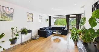 von_poll_real_estate_property_25017041_image_1