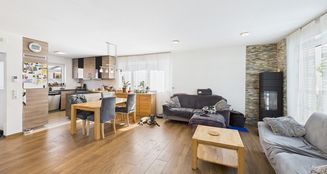 von_poll_real_estate_property_25017034_image_2