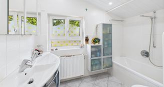 von_poll_real_estate_property_25017037_image_15