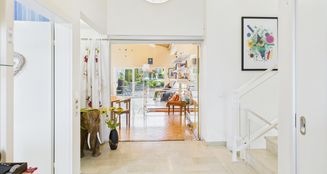 von_poll_real_estate_property_25017037_image_1