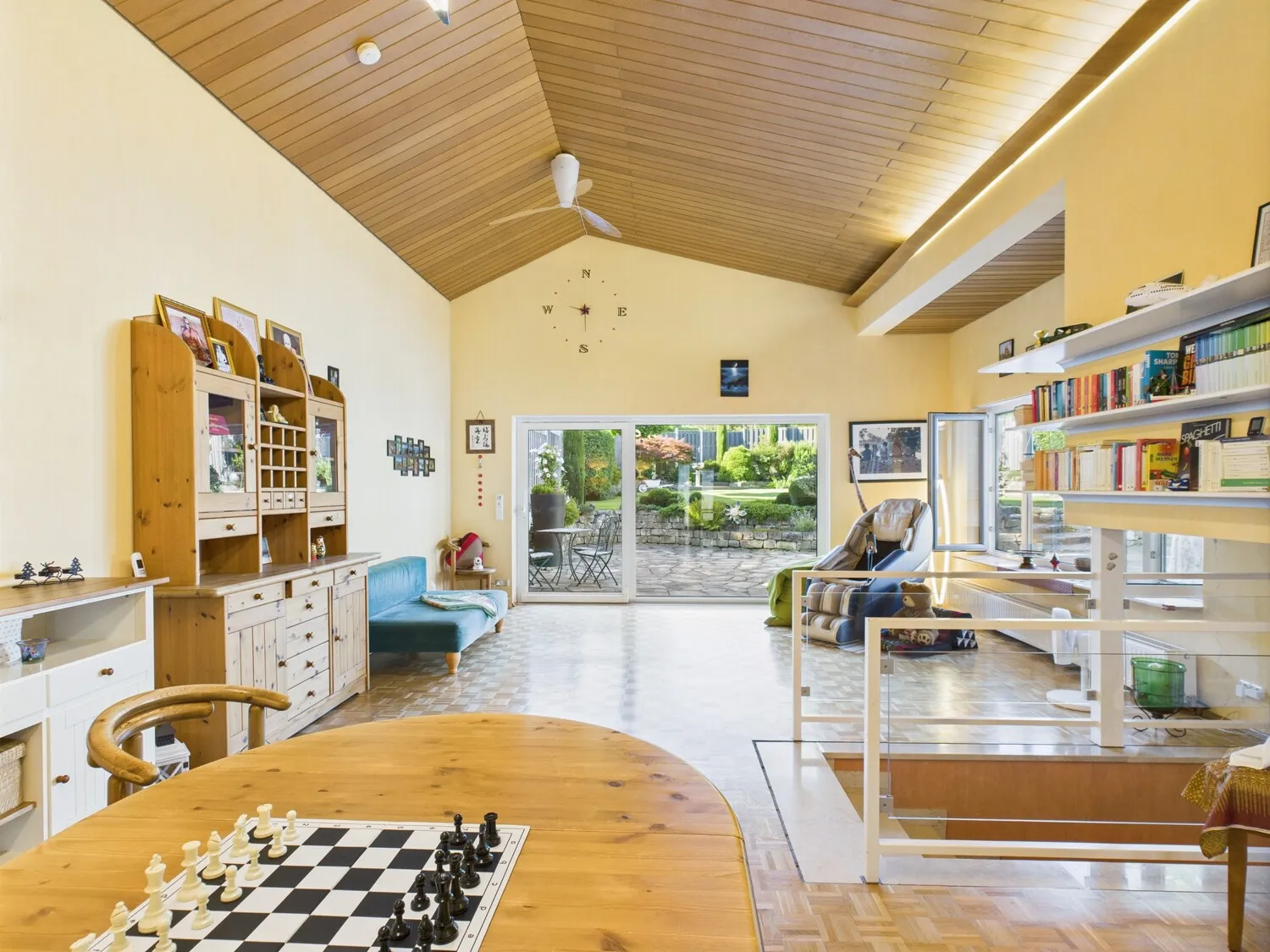 großzügiger Wohn- ...