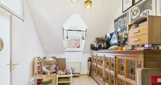 von_poll_real_estate_property_25017035_image_2