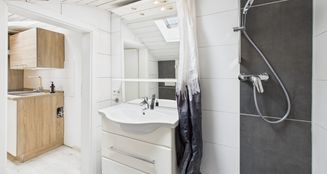 von_poll_real_estate_property_25017003ci_image_9