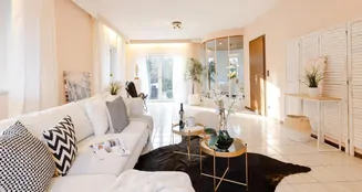 von_poll_real_estate_property_25017005ci_image_0