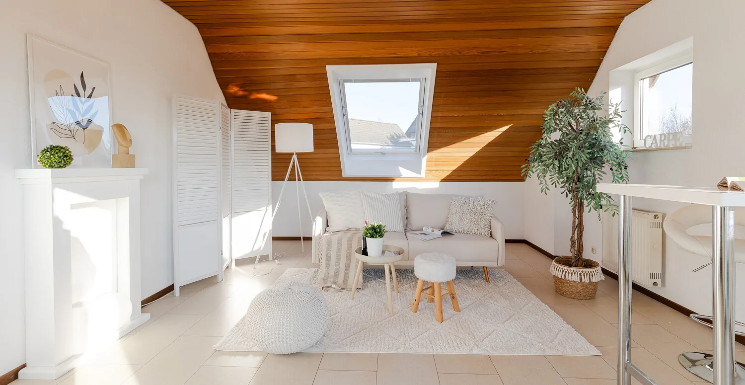 gemütliches Zimmer (DG)