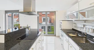 von_poll_real_estate_property_25017048_image_2