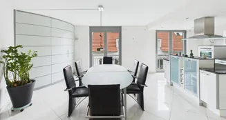 von_poll_real_estate_property_25017048_image_1