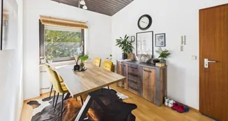 von_poll_real_estate_property_25017049_image_7