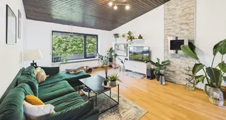 von_poll_real_estate_property_25017049_image_1