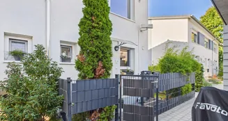 von_poll_real_estate_property_25017044_image_1