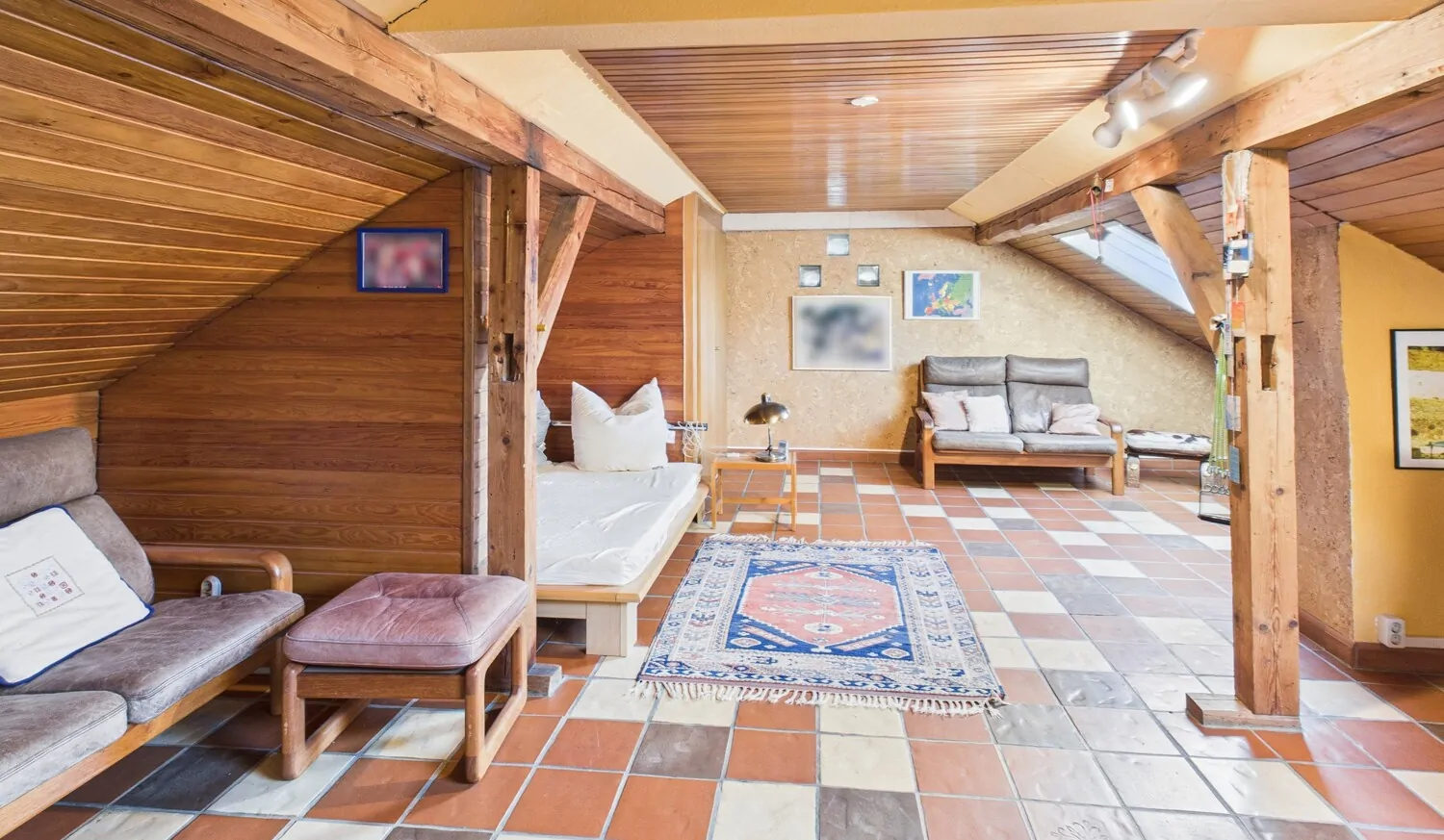 gemütliches Dachgeschoss