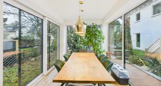 von_poll_real_estate_property_25017061_image_2