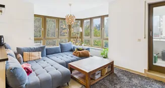 von_poll_real_estate_property_25017056_image_1