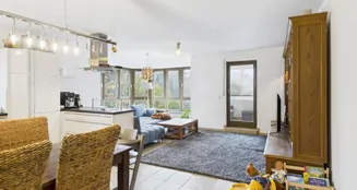 von_poll_real_estate_property_25017056_image_0