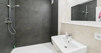 von_poll_real_estate_property_25017056_image_7