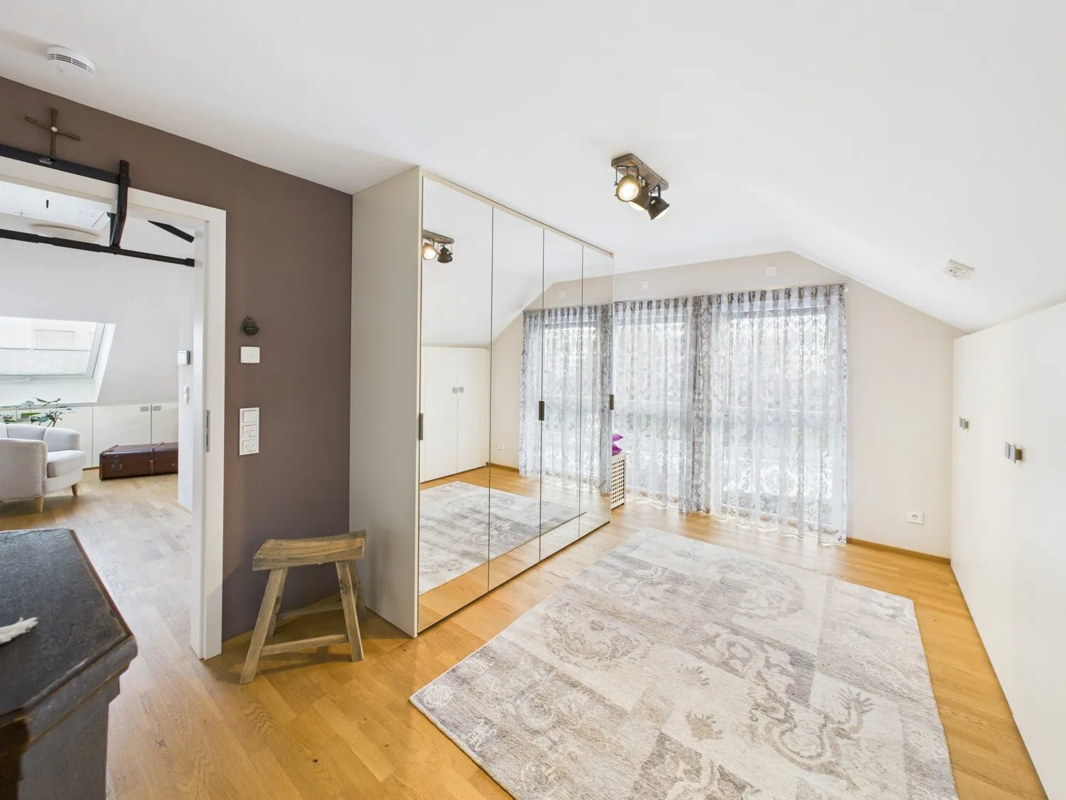praktisches Ankleidezimmer