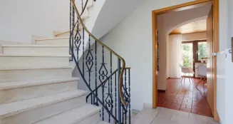 von_poll_real_estate_property_25017059_image_2