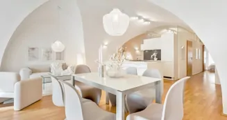 von_poll_real_estate_property_26017003_image_1