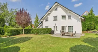 von_poll_real_estate_property_26017004_image_0