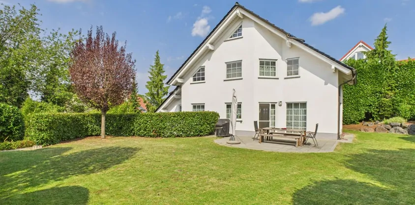 von Poll Immobilien GmbH