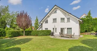 von_poll_real_estate_property_26017004_image_0