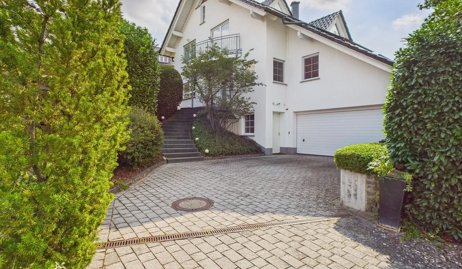 großzügiges Anwesen