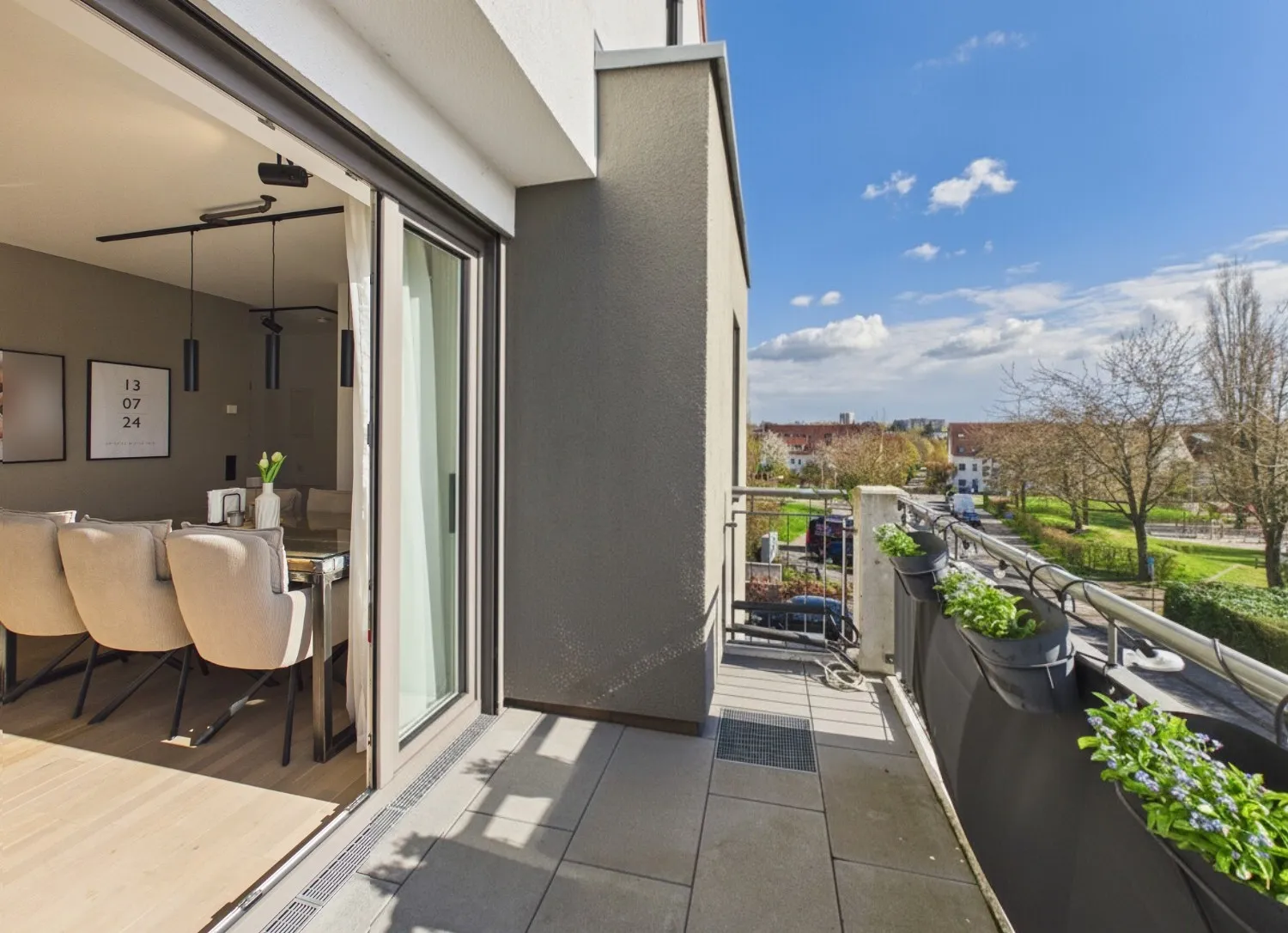 sonnige Terrasse